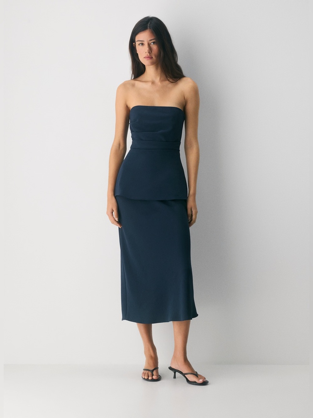 Aritzia Devotion Skirt - Crepette™